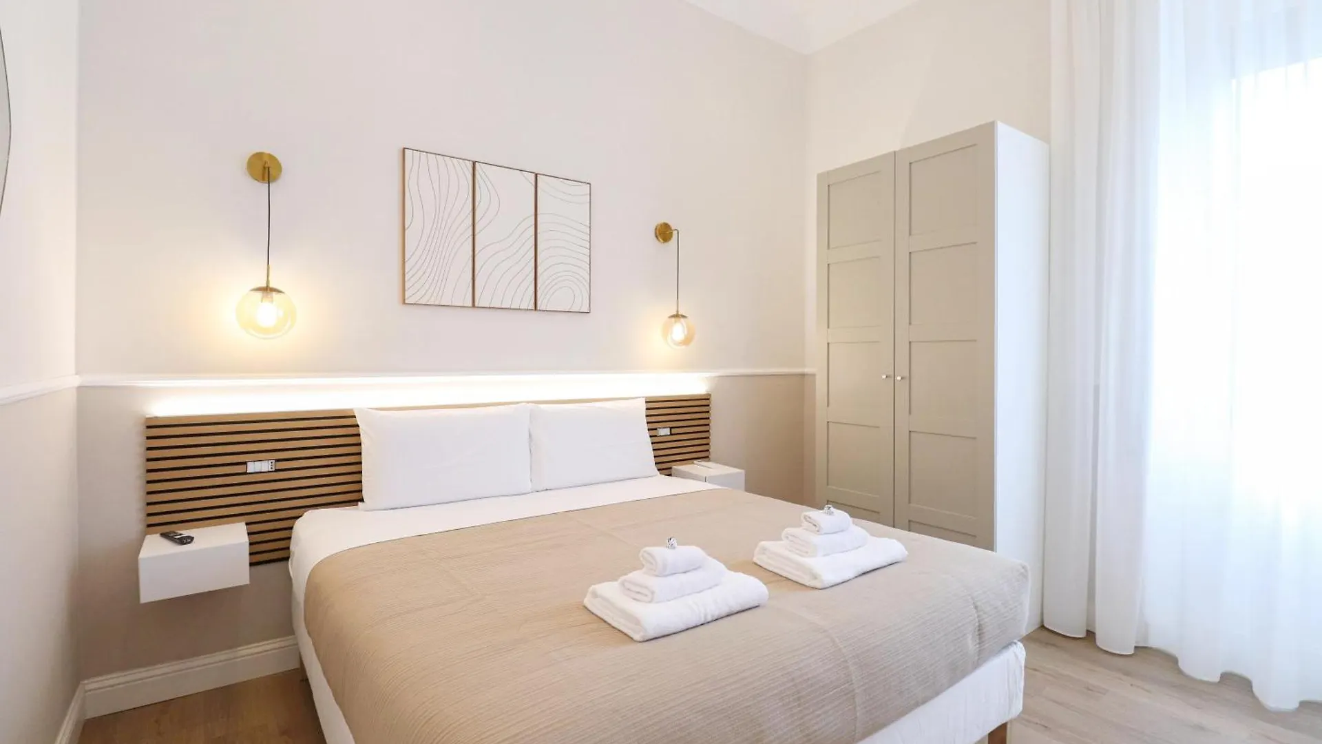 St Peter & Vatican Luxury Suites - Guesthouse In Rome City Centre Near Vatican