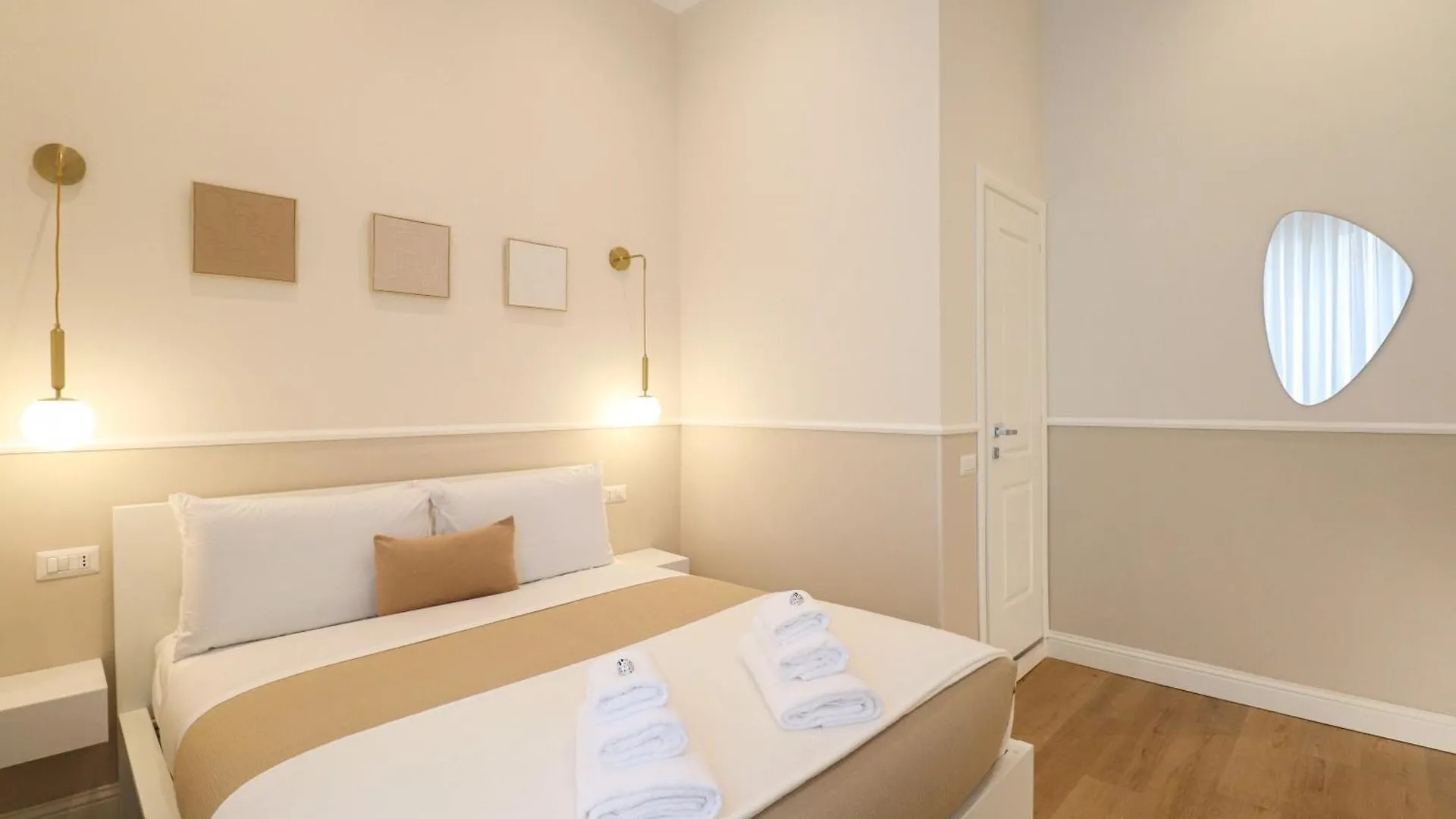 Guest house St Peter & Vatican Luxury Suites - Guesthouse In Rome City Centre Near Vatican