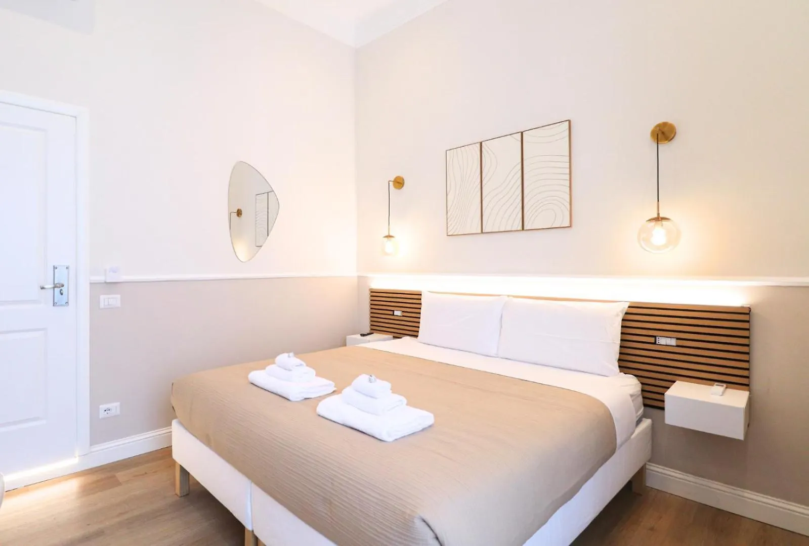 St Peter & Vatican Luxury Suites - Boutique Suites In Rome Centre & Vatican - Ac, Wifi & Metro 5 Min بيت ضيافة